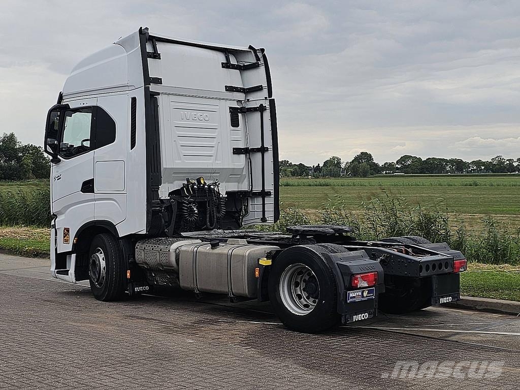 Iveco S-WAY AS440S49 Naudoti vilkikai