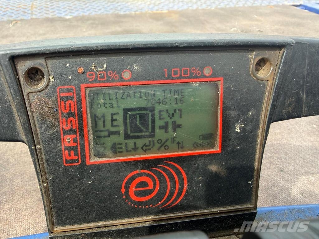 Volvo FH550 8X2 EURO6 + FASSI F660 + JIB Smagās mašīnas ar celtni