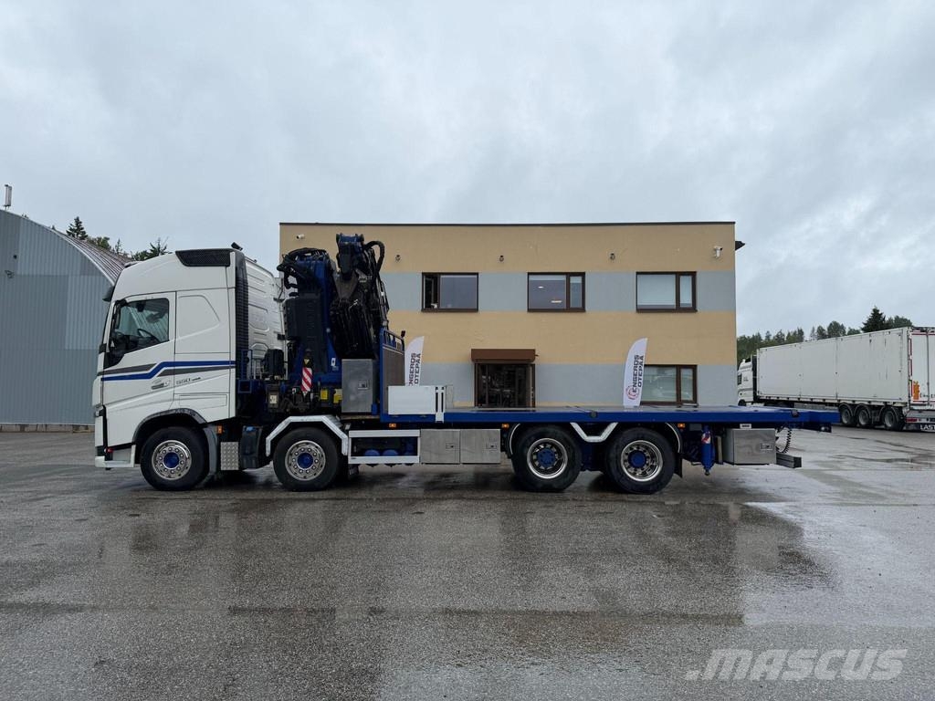 Volvo FH550 8X2 EURO6 + FASSI F660 + JIB Smagās mašīnas ar celtni
