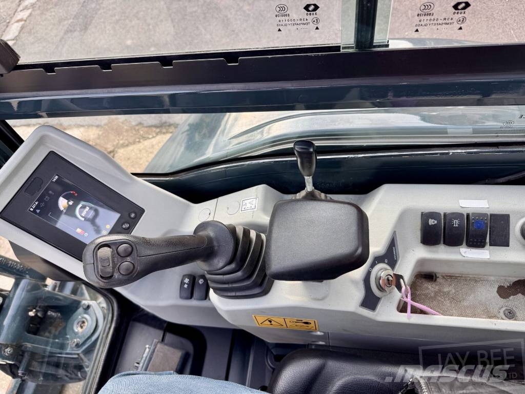 Hyundai HX 25 AZ Minigravemaskiner