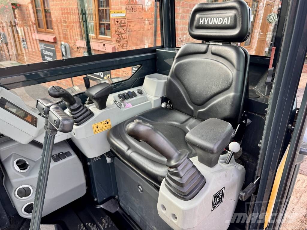 Hyundai HX 25 AZ Minigravemaskiner