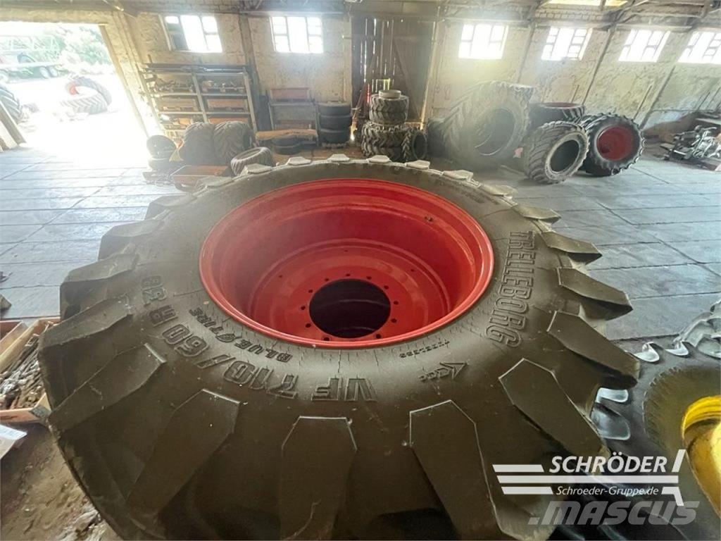 Trelleborg VF710/60 R38 & VF900/65 R46 Pneus, roues et jantes
