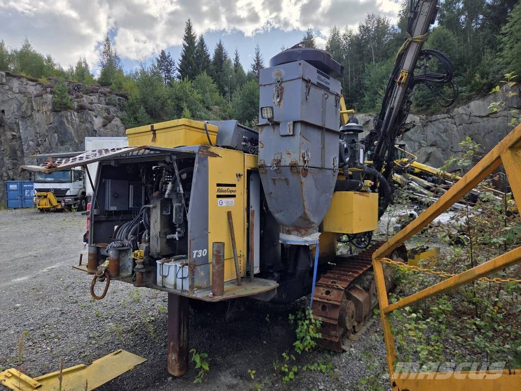 Atlas Copco Epiroc Flexiroc T30R-03 Vertikaalsed puurmasinad