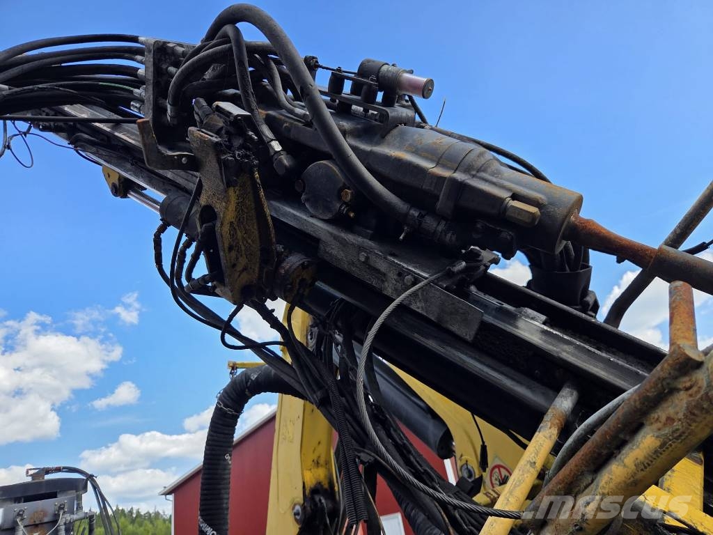 Atlas Copco Epiroc Flexiroc T30R-03 Vertikaalsed puurmasinad