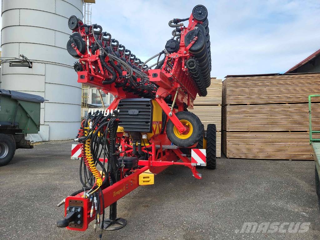 Väderstad Tempo TPL 24 + Bednar Row Master RN 12000 Precision sowing machines