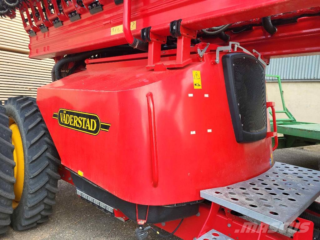 Väderstad Tempo TPL 24 + Bednar Row Master RN 12000 Precision sowing machines