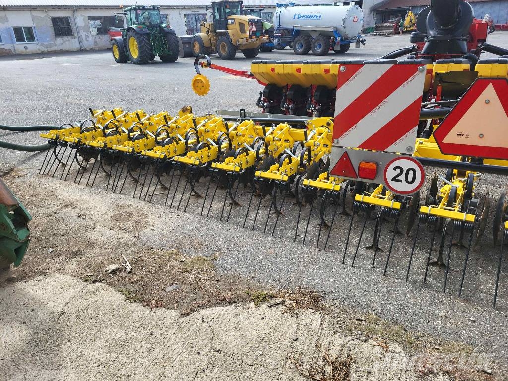 Väderstad Tempo TPL 24 + Bednar Row Master RN 12000 Precision sowing machines