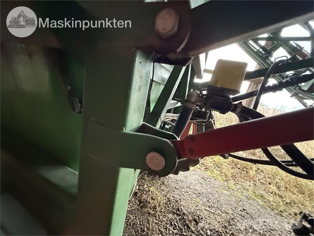 Moteska M2500 Ρυμουλκούμενα ψεκαστικά