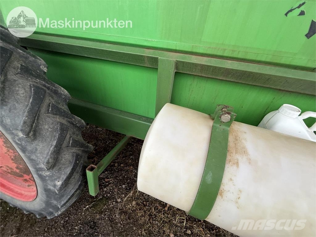 Moteska M2500 Ρυμουλκούμενα ψεκαστικά