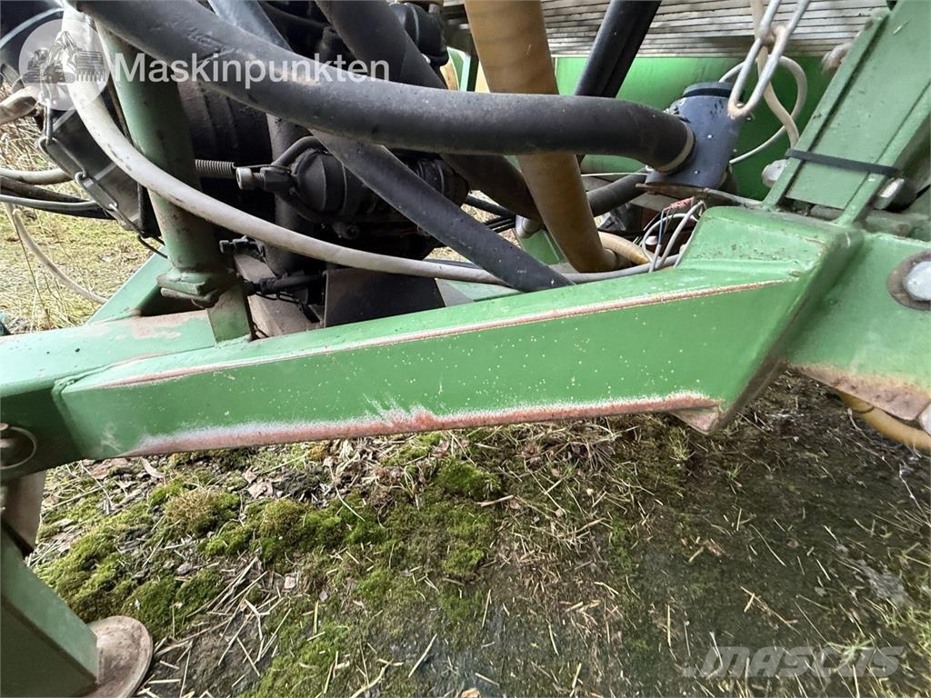 Moteska M2500 Ρυμουλκούμενα ψεκαστικά