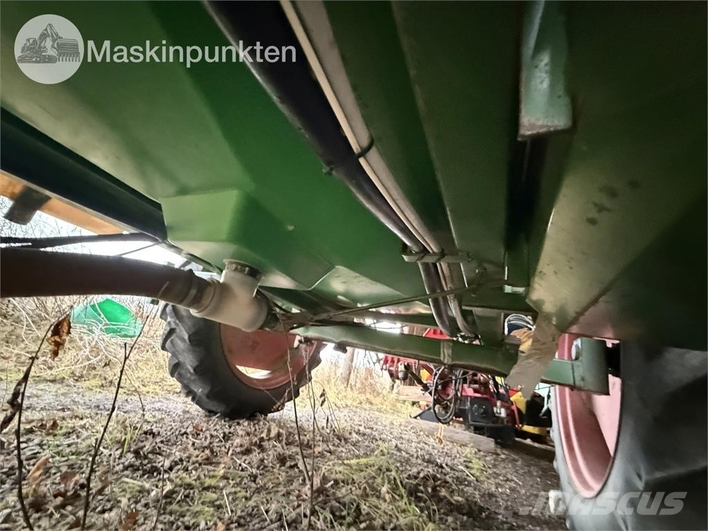 Moteska M2500 Ρυμουλκούμενα ψεκαστικά