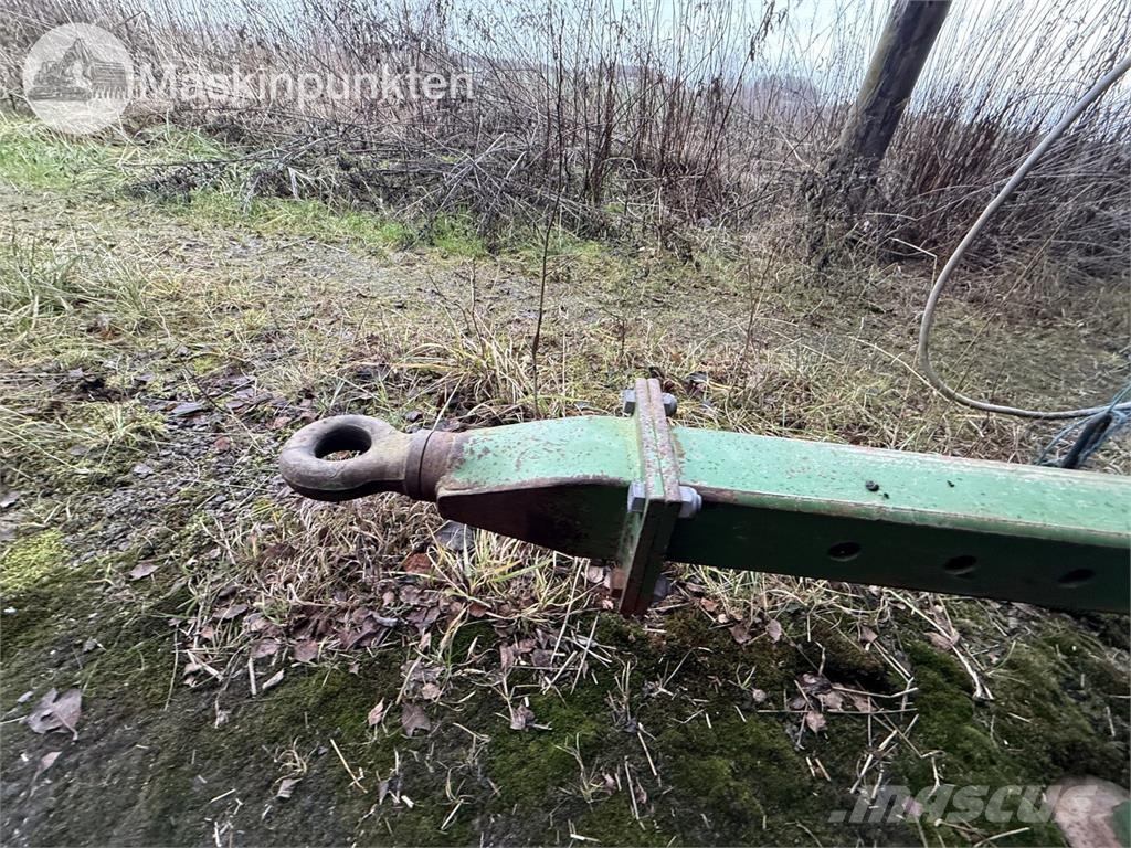 Moteska M2500 Ρυμουλκούμενα ψεκαστικά