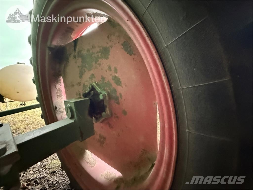 Moteska M2500 Ρυμουλκούμενα ψεκαστικά