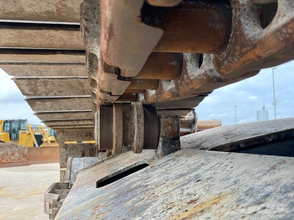 Hitachi ZX300LC-6 Rupsgraafmachines