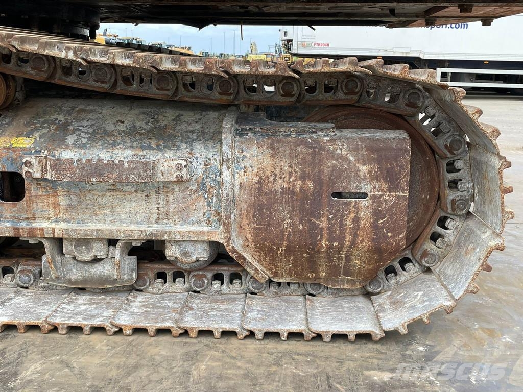 Hitachi ZX300LC-6 Rupsgraafmachines