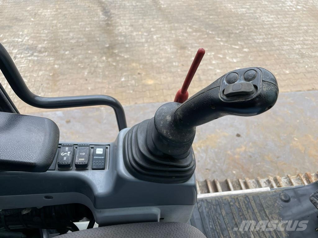 Hitachi ZX300LC-6 Rupsgraafmachines