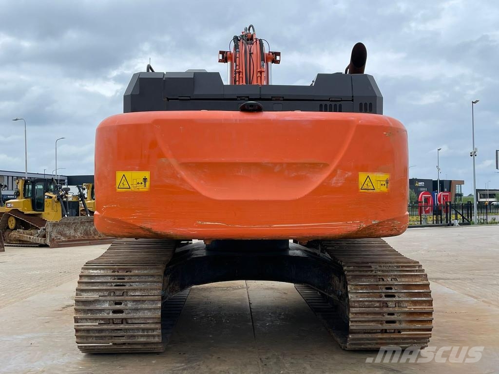 Hitachi ZX300LC-6 Rupsgraafmachines