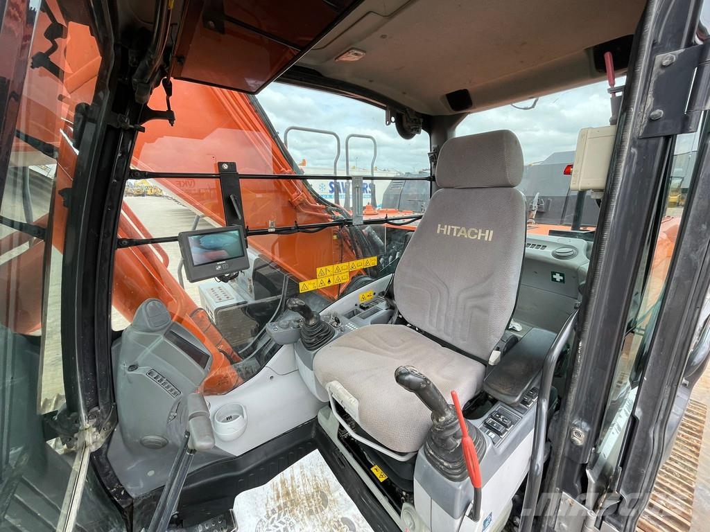 Hitachi ZX300LC-6 Rupsgraafmachines