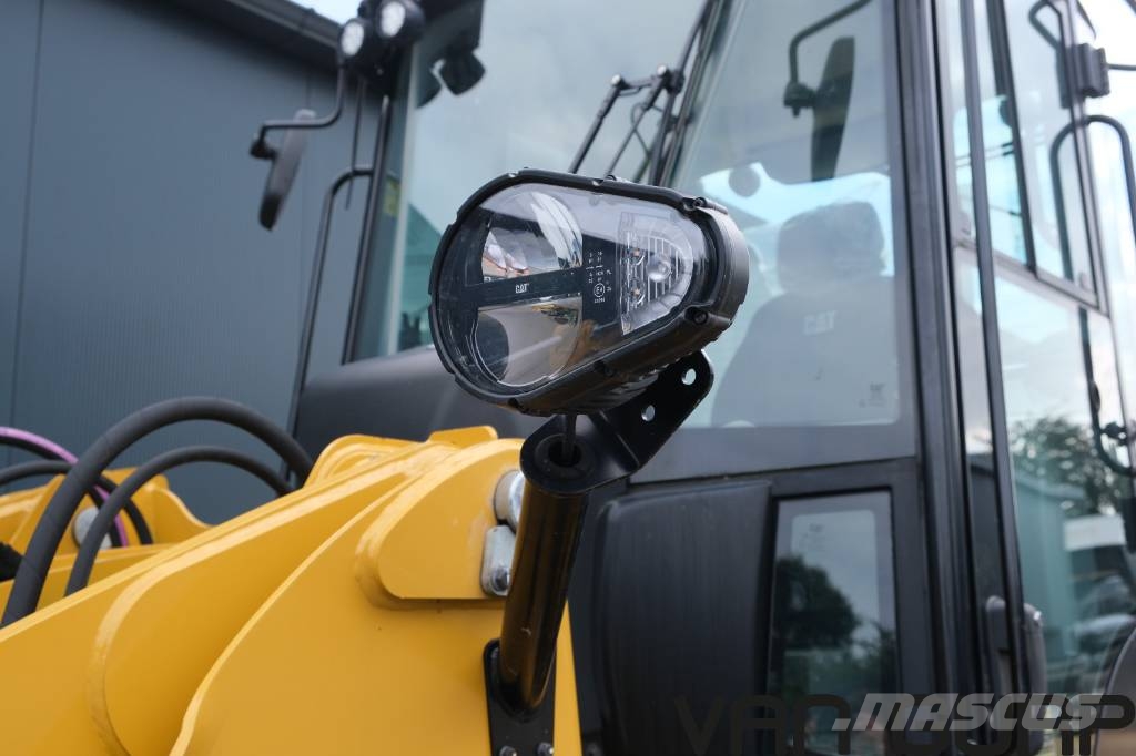 CAT 910 High Lift | 2023 | 40km/h | BSS | 38h Gumikerekes homlokrakodók