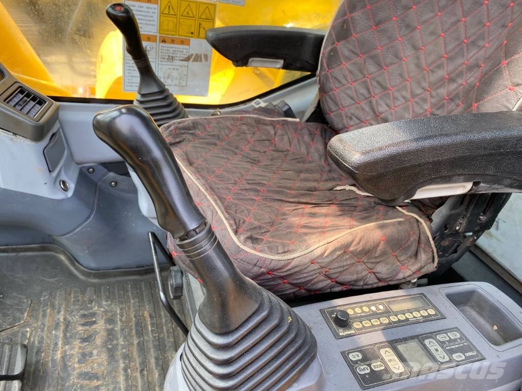 Komatsu PC 450 Εκσκαφείς με ερπύστριες