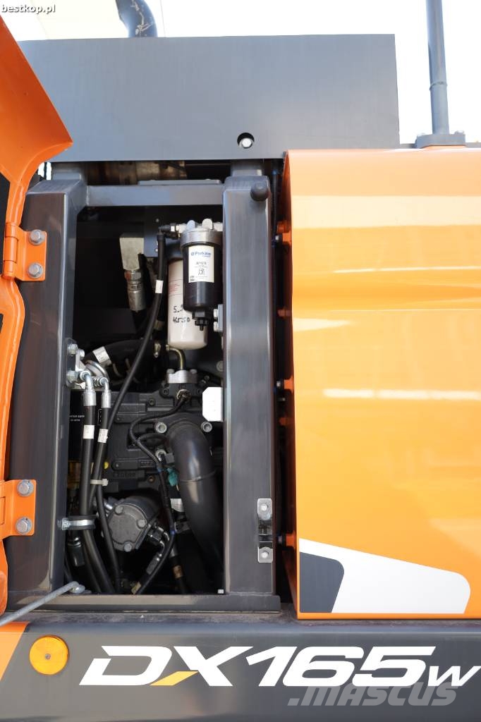 Doosan DX 165 W-5 Excavadoras de ruedas