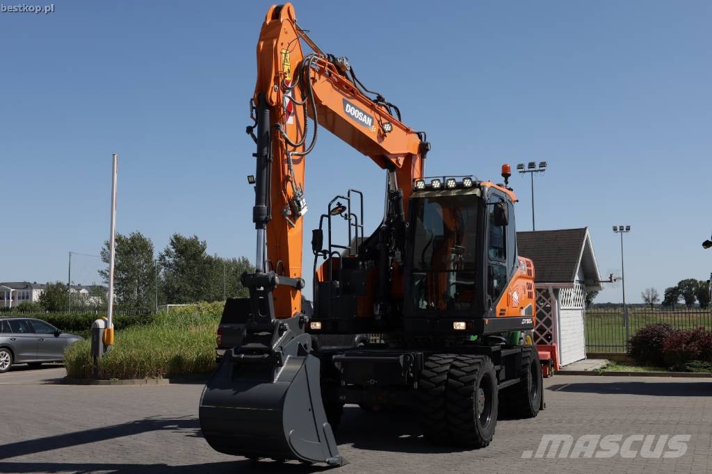 Doosan DX 165 W-5 Excavadoras de ruedas