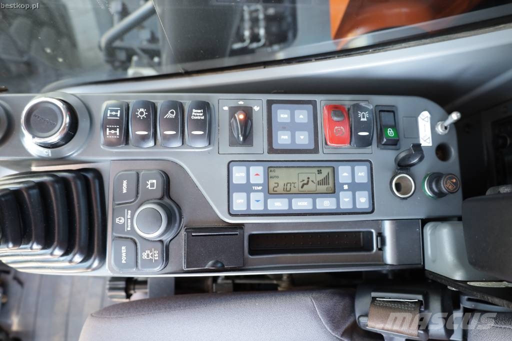 Doosan DX 165 W-5 Excavadoras de ruedas