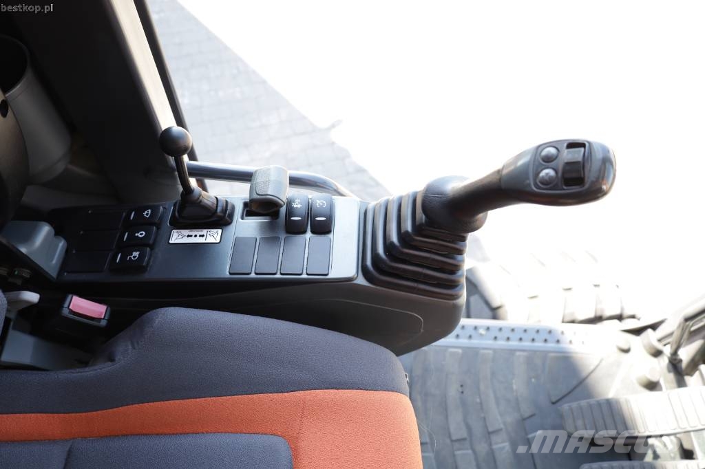 Doosan DX 165 W-5 Excavadoras de ruedas