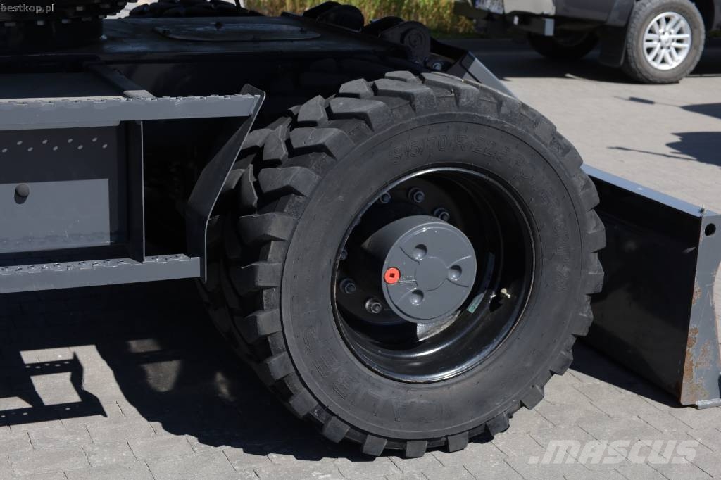 Doosan DX 165 W-5 Excavadoras de ruedas