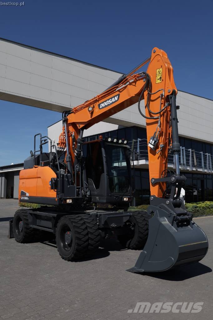 Doosan DX 165 W-5 Excavadoras de ruedas