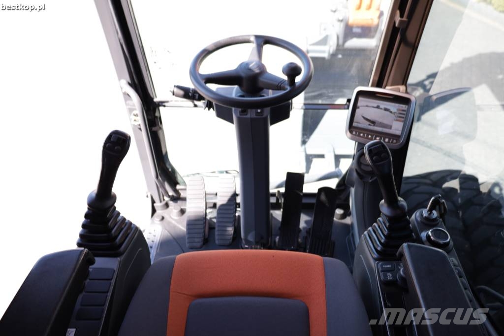 Doosan DX 165 W-5 Excavadoras de ruedas