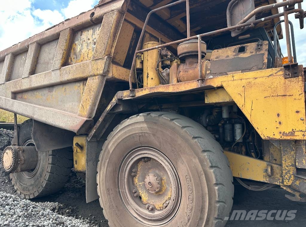 CAT 775 E Άκαμπτα Dumper με ανατρεπόμενο κάδο
