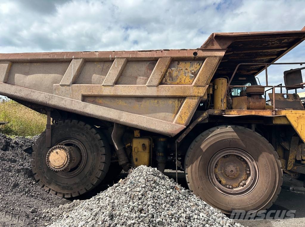 CAT 775 E Άκαμπτα Dumper με ανατρεπόμενο κάδο