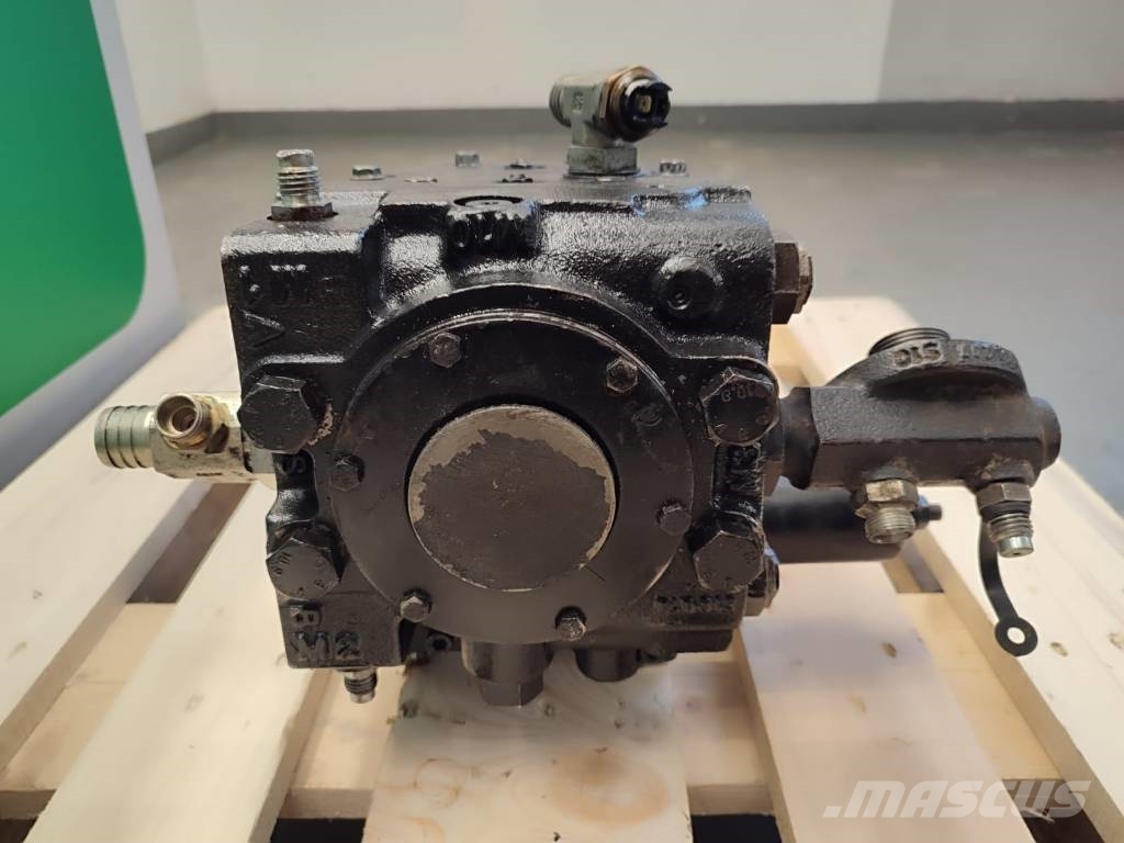 Drive pump SAUER DANFOSS 90R075 FMSNN8D MERLO P 液压