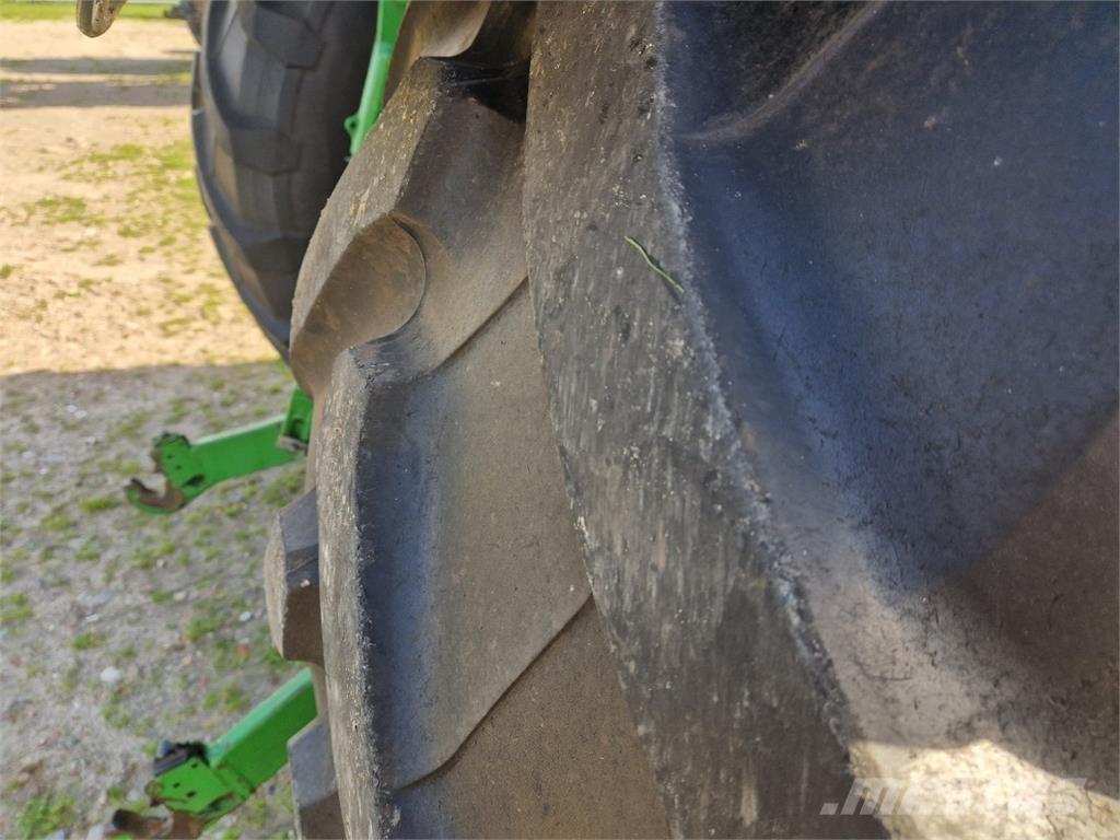 John Deere 6170R Tractoren
