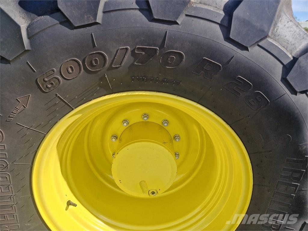 John Deere 6170R Tractoren