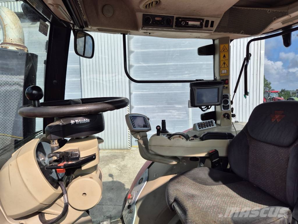 Massey Ferguson 8680 Traktori