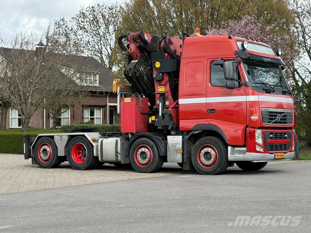 Volvo FH 8x2 CRANE PALFINGER 74tm/Flyjib /WINCH!!TOP NL Trækkere