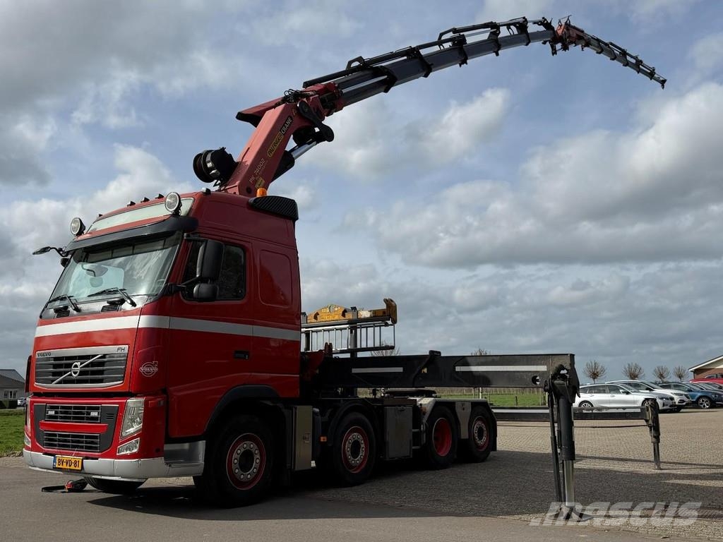 Volvo FH 8x2 CRANE PALFINGER 74tm/Flyjib /WINCH!!TOP NL Trækkere