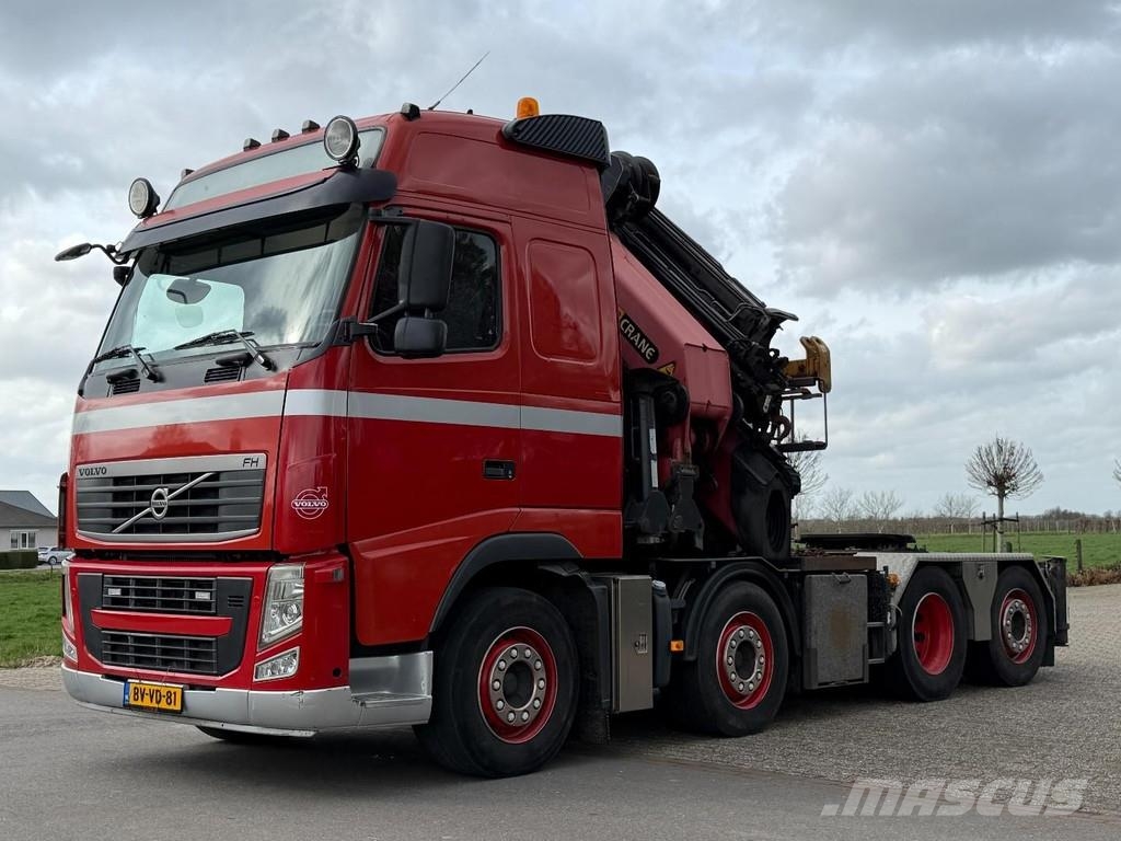 Volvo FH 8x2 CRANE PALFINGER 74tm/Flyjib /WINCH!!TOP NL Trækkere