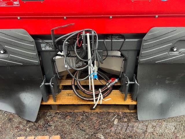 Kverneland EXACTA TLX1875G3 Mineral spreaders