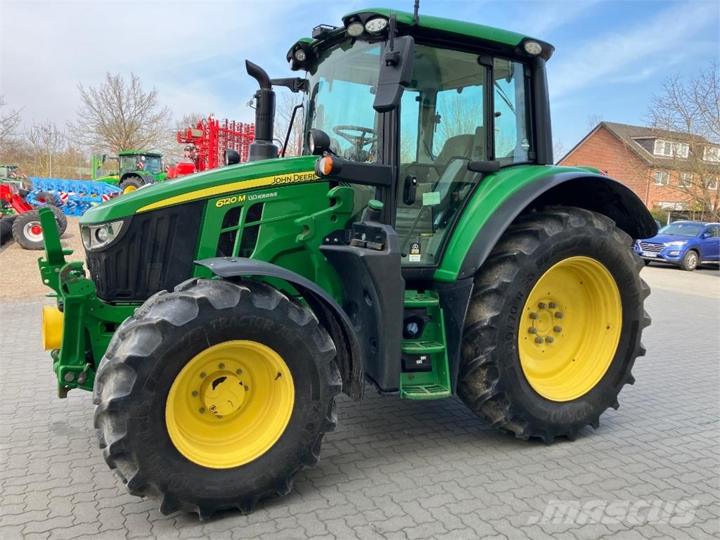 John Deere 6120M Tractoren