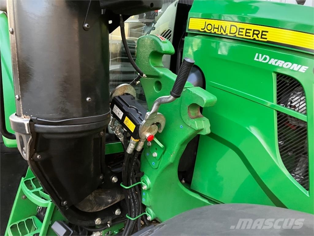 John Deere 6120M Tractoren