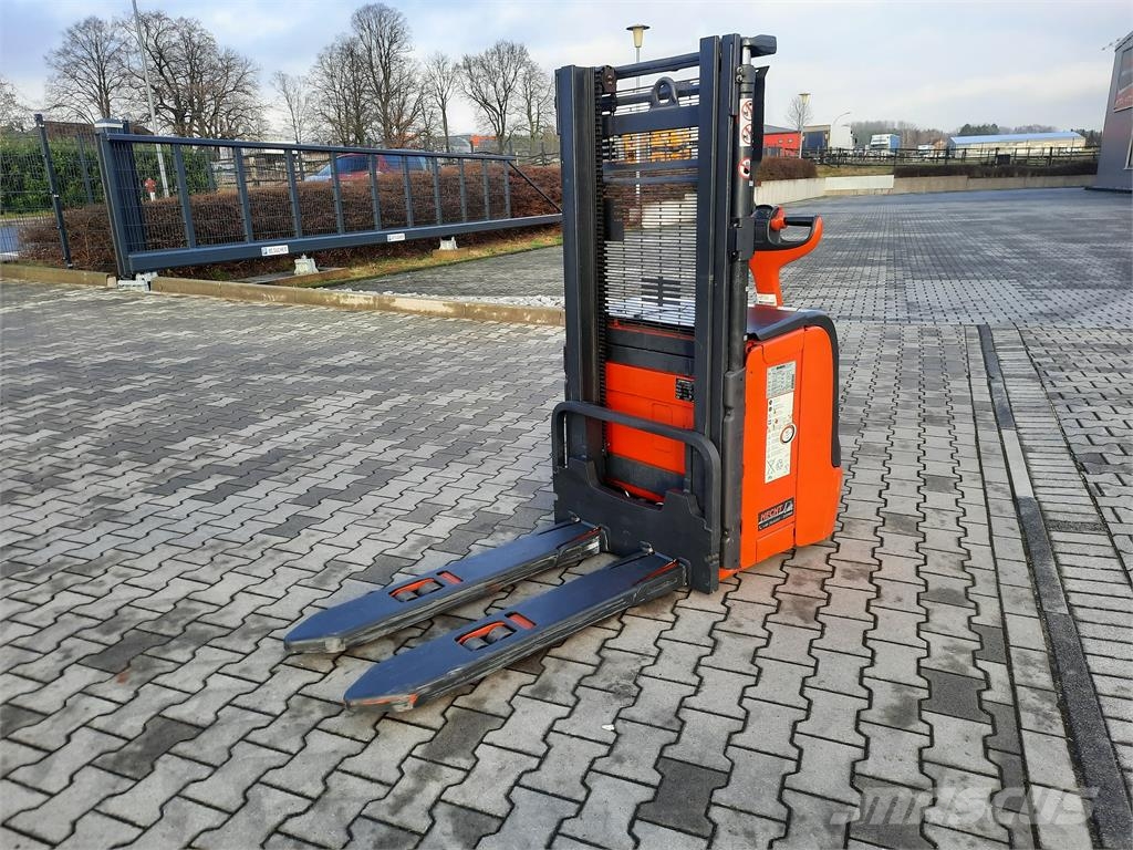 Linde L14 nur 402 Std Batterie 01/22 Stand-in stackers