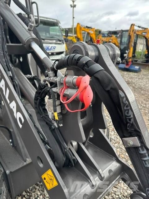 Mecalac MCL 2 Radlader 24.000 EUR Kolesni nakladalci