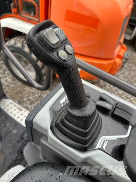 Mecalac MCL 2 Radlader 24.000 EUR Kolesni nakladalci