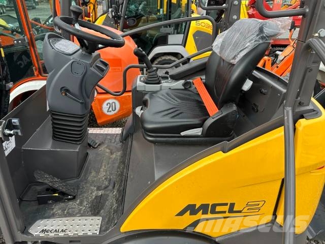 Mecalac MCL 2 Radlader 24.000 EUR Kolesni nakladalci