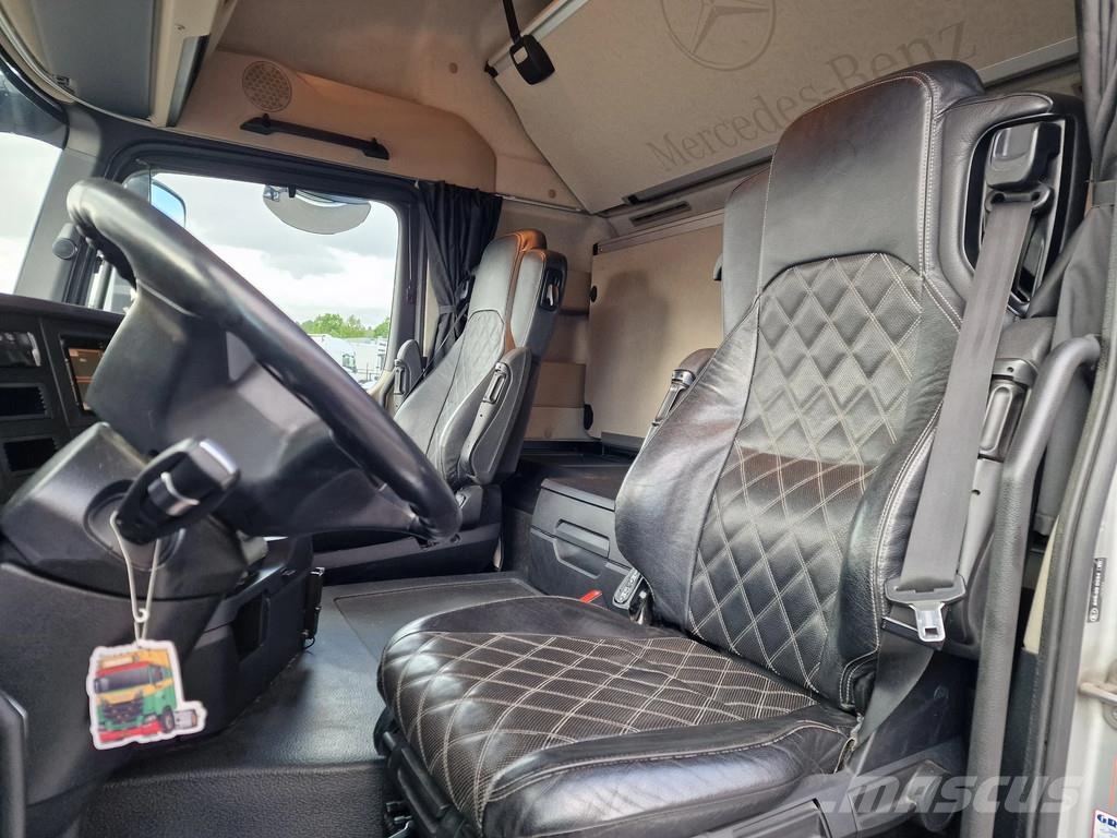 Mercedes-Benz Actros 2558 6x2 - AJK Hooklift 20T - Euro 6 - 4.60 Camiones polibrazo