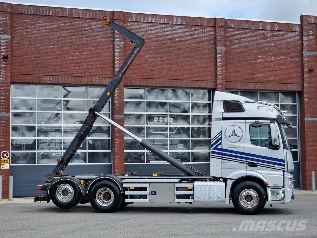 Mercedes-Benz Actros 2558 6x2 - AJK Hooklift 20T - Euro 6 - 4.60 Camiones polibrazo