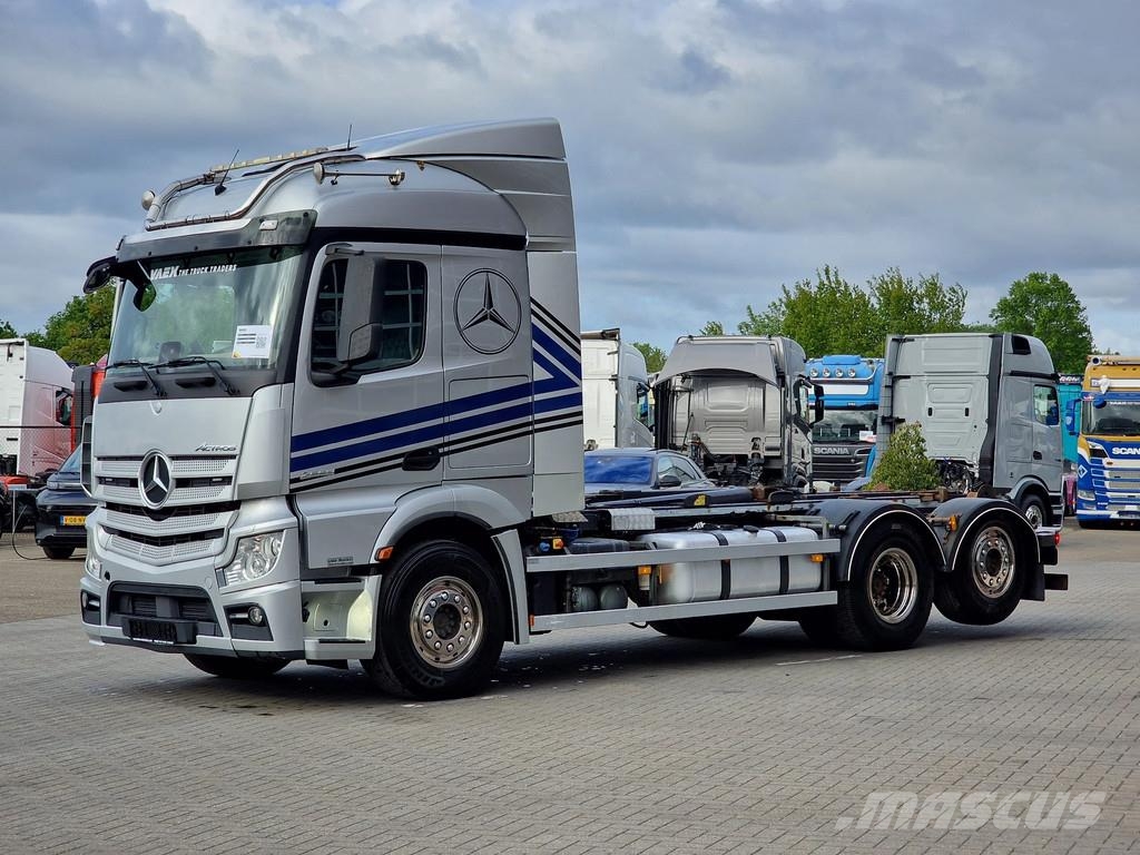Mercedes-Benz Actros 2558 6x2 - AJK Hooklift 20T - Euro 6 - 4.60 Camiones polibrazo